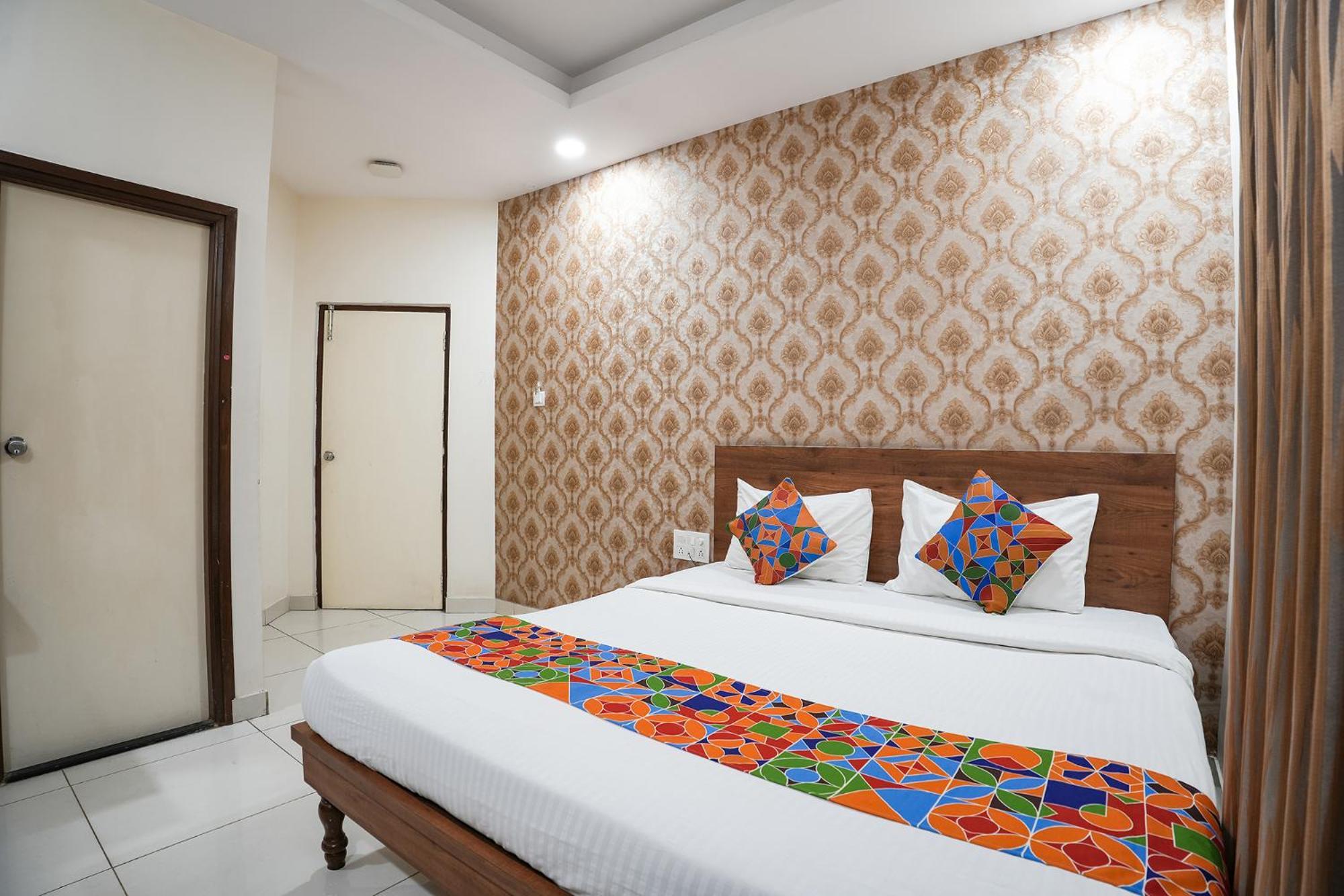 Jālahalli Fabhotel Champion Grand - Nr Fortis Hospital, Nagarbhavi מראה חיצוני תמונה
