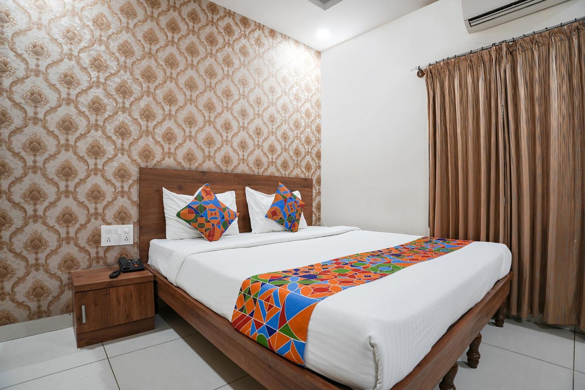 Jālahalli Fabhotel Champion Grand - Nr Fortis Hospital, Nagarbhavi מראה חיצוני תמונה